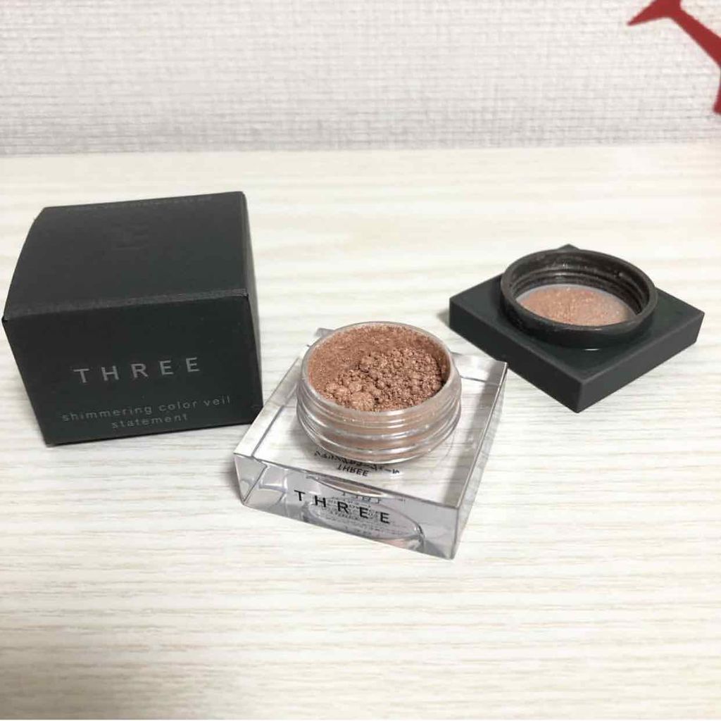 シマリングカラーヴェール ステートメント/THREE/単色アイシャドウを使ったクチコミ(1枚目)