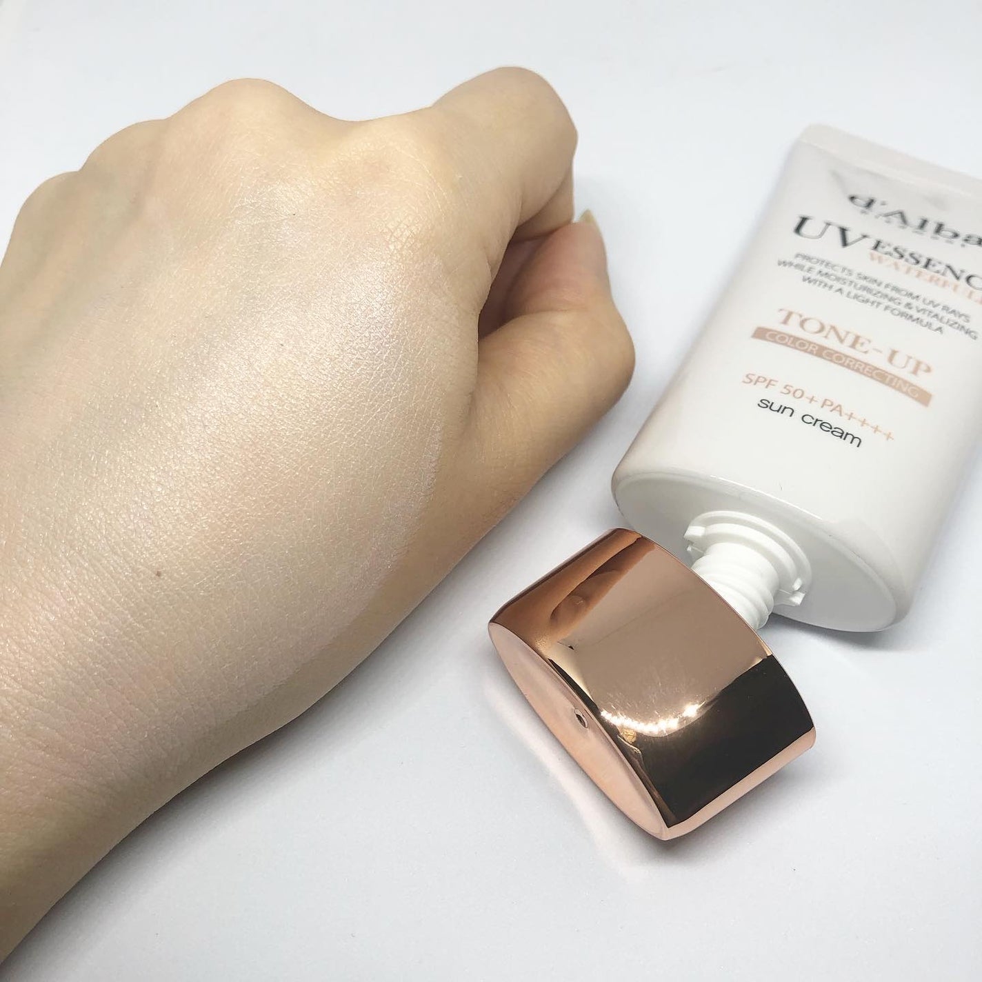 ウォータフルトーンアップサンクリーム/ダルバ/日焼け止めクリームを使ったクチコミ(3枚目)