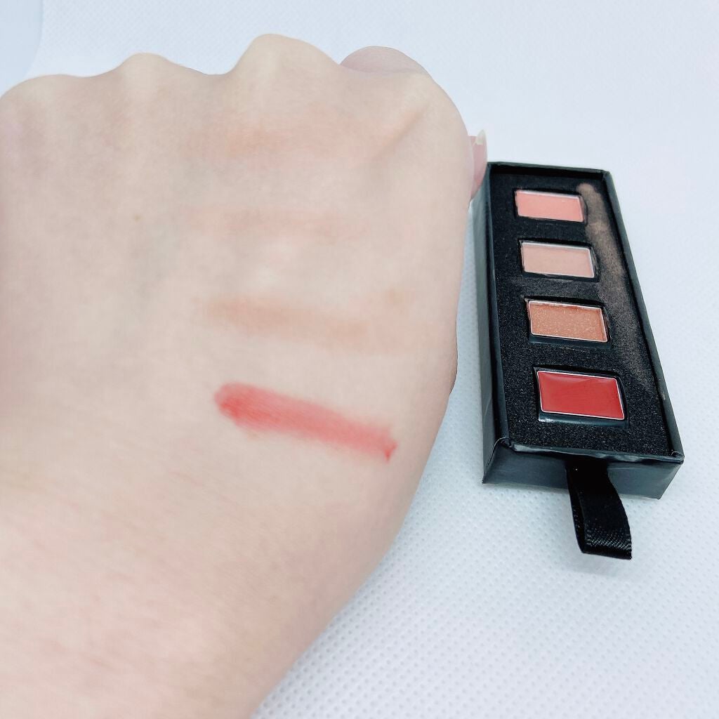 アン on LIPS 「ザ・エヌビーピーColorkitSignitureアイシャドウ..」(3枚目)