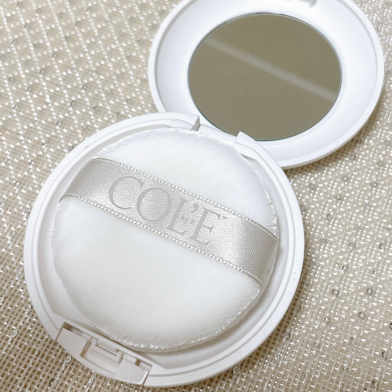 ソフトフィルターフェイスパウダー/COL'E by R/プレストパウダーを使ったクチコミ(2枚目)