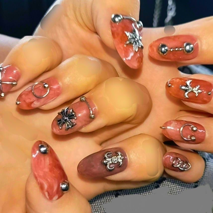 セリアのネイルチップ・パーツ クリアネイルチップ＆ネイルパーツを