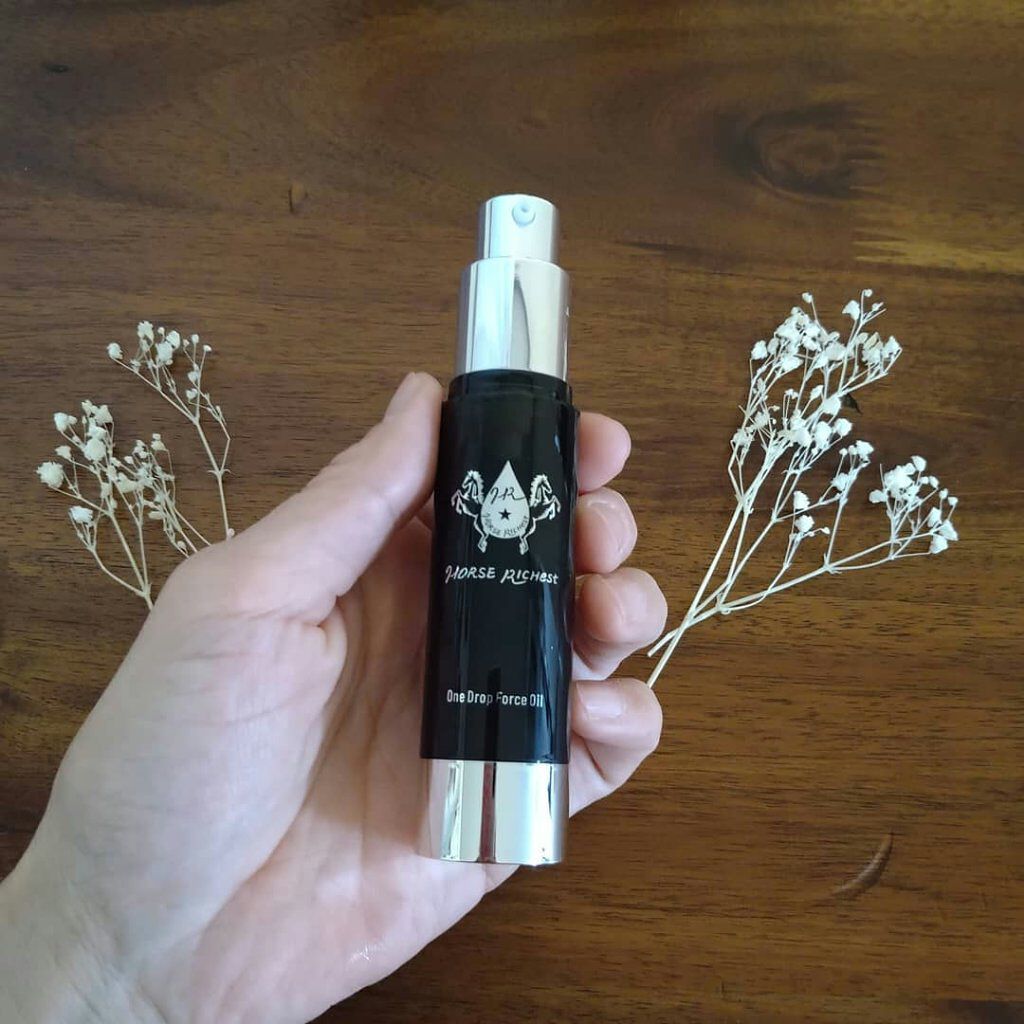 プレミアム馬油セラミド/Horse Richest/ブースター・導入液を使ったクチコミ（1枚目）