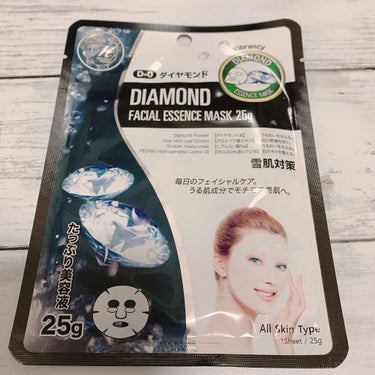 MITOMO フェイシャルエッセンスマスク　ダイヤモンドのクチコミ「今日はフェイシャルエッセンスマスク　
ダイヤモンド❁⃘*.ﾟ

化粧水っぽい香りで強くなく
ふ.....」（1枚目）