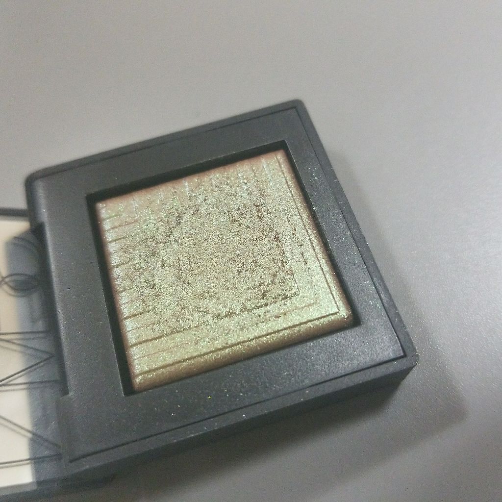 デュアルインテンシティーアイシャドー/NARS/単色アイシャドウを使ったクチコミ(2枚目)