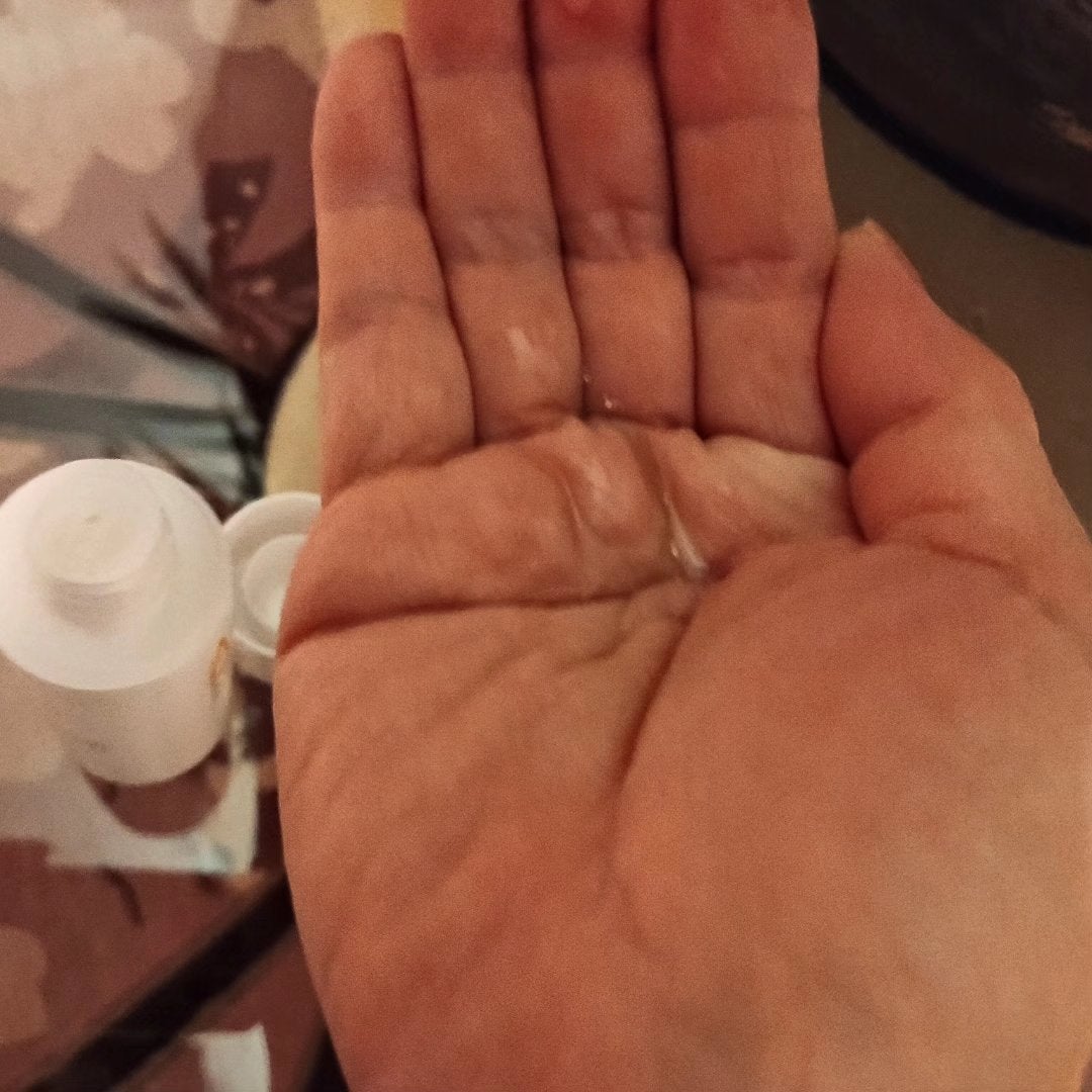 mcgroupakiko on LIPS 「レチノールが好きでもう10年近く前からクリニックで処方してもら..」(6枚目)