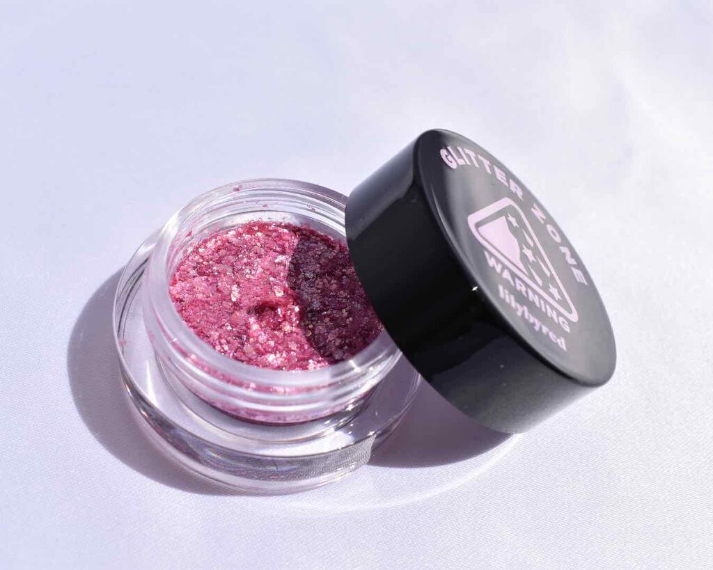 グリッターゾーン CRASH/lilybyred/グリッターを使ったクチコミ(1枚目)