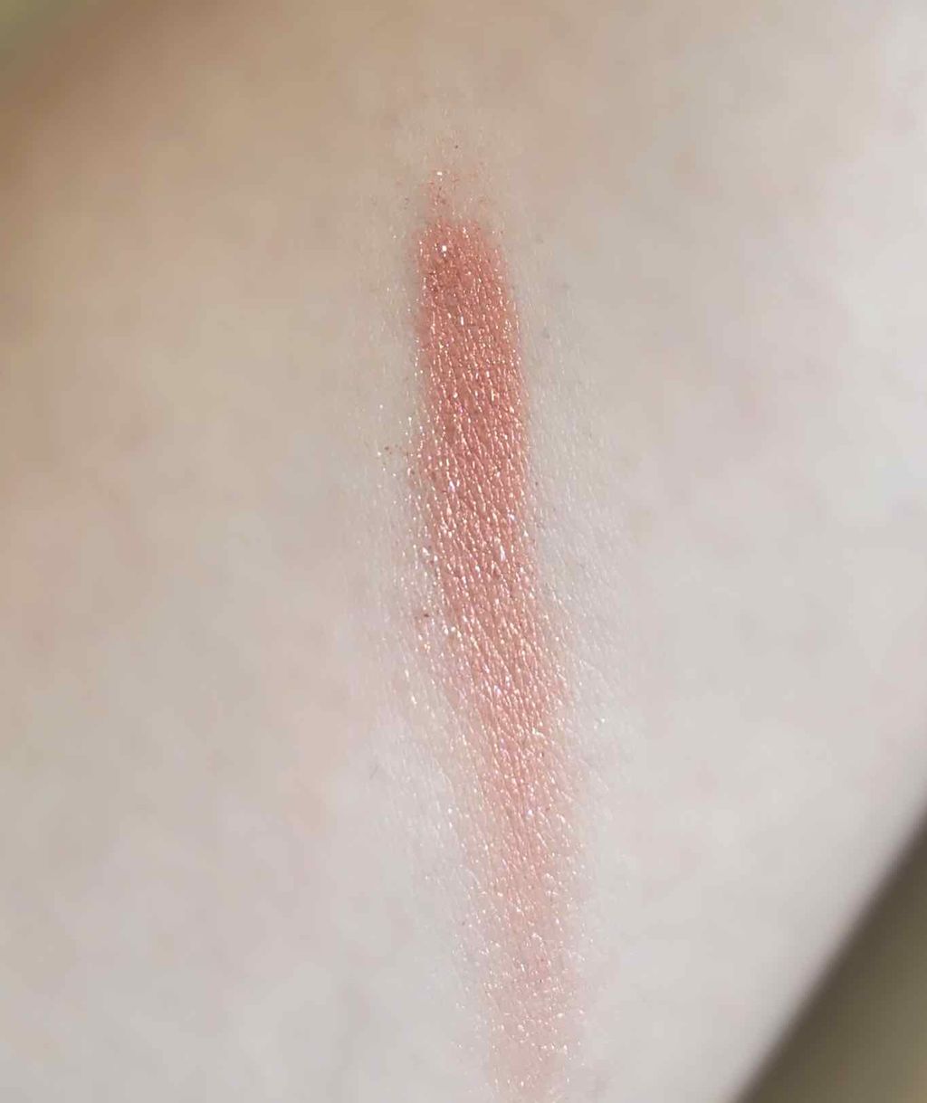 16CANDY ROCK PEAEL POWDER/16BRAND/単色アイシャドウを使ったクチコミ(2枚目)