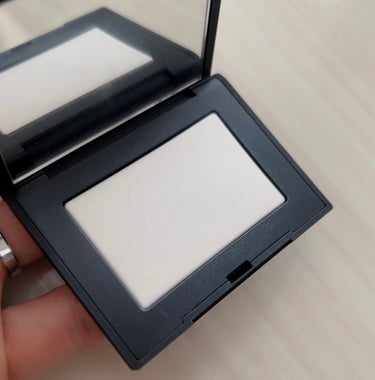 ライトリフレクティングセッティングパウダー　プレスト　N/NARS/プレストパウダーを使ったクチコミ（3枚目）