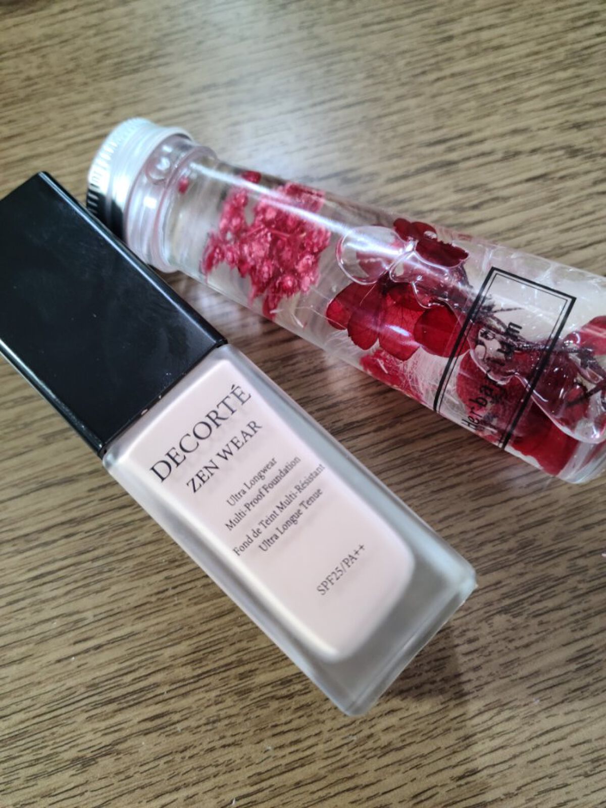 ゼン ウェア フルイド/DECORTÉ/リキッドファンデーションを使ったクチコミ（1枚目）