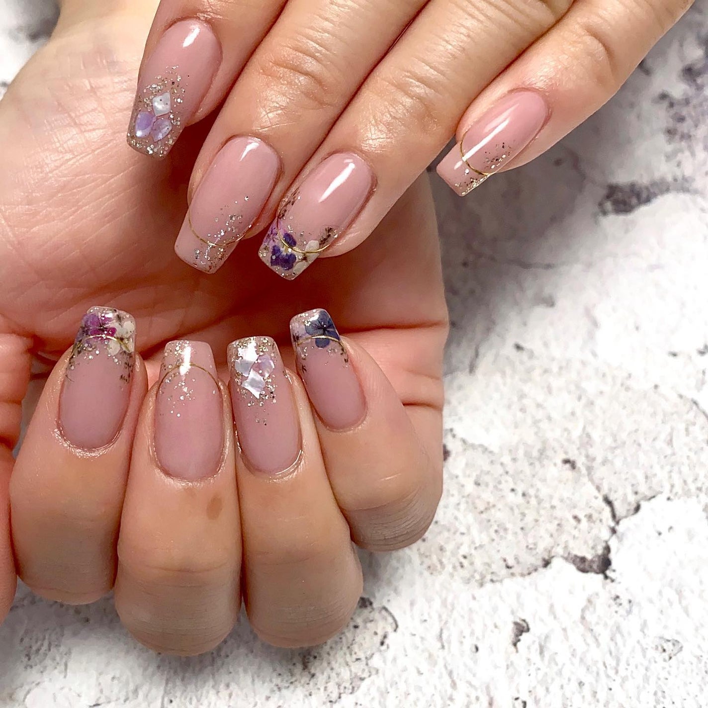 naomi on LIPS 「mynail✨久々にお気に入りを詰め込みテンションが上がりまし..」(1枚目)