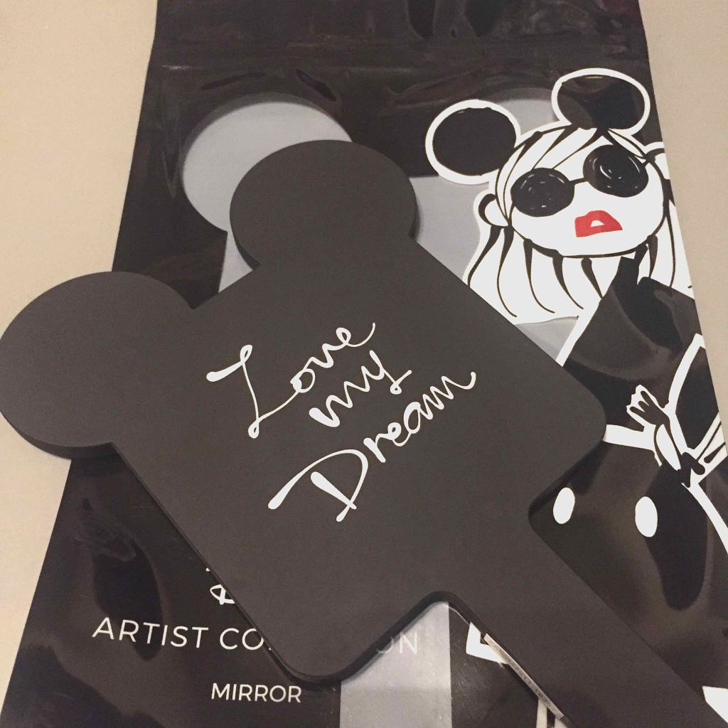 ハンドミラー Disney Artist Collection by Daichi Miura/ディズニーストア/その他化粧小物を使ったクチコミ（1枚目）