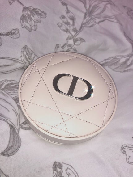 ディオールスキン フォーエヴァー クッション パウダー/Dior/ルースパウダーを使ったクチコミ(1枚目)