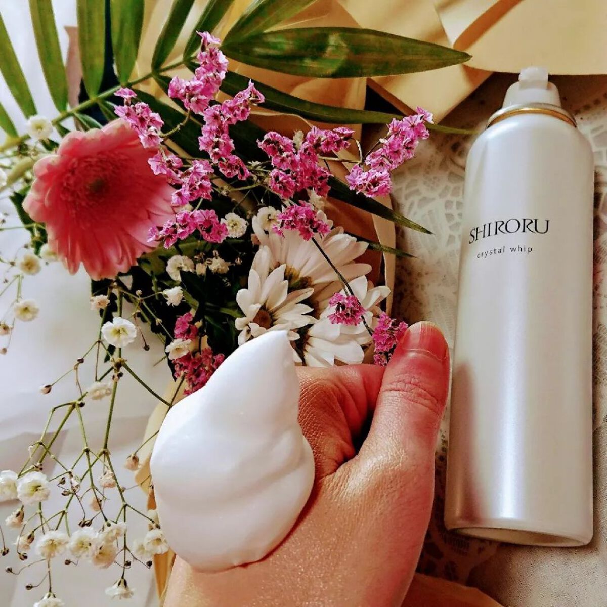 ひろさんぽ on LIPS 「SHIRORUクリスタルホイップ♪肌の変化が期待できる洗顔料N..」(1枚目)