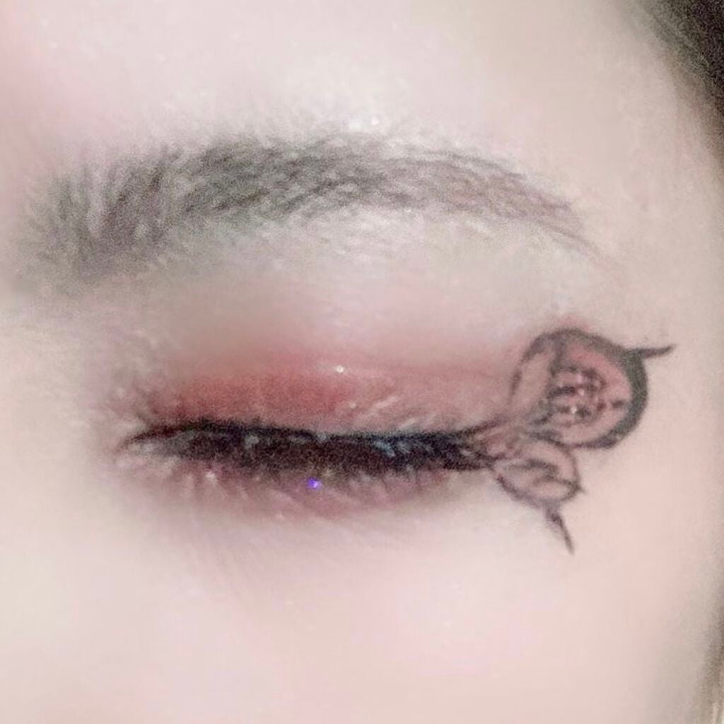 ちゃむ on LIPS 「誰に需要があるか分からないけど蝶になりたいと思った日!!カラコ..」(3枚目)