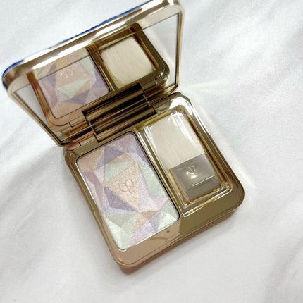 ル・レオスールデクラ /クレ・ド・ポー ボーテ/パウダーハイライトを使ったクチコミ(2枚目)