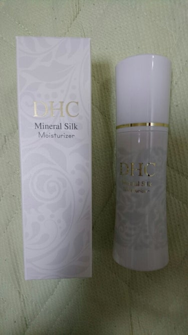 「DHC ミネラル S (シルク) モイスチュアライザー」 (保湿液) 100ml

🐼 DHCサイトにて、3,000ポイントと交換。 選ばず、適当に送ってもらいました。
(およそ、💴3,000と思われ