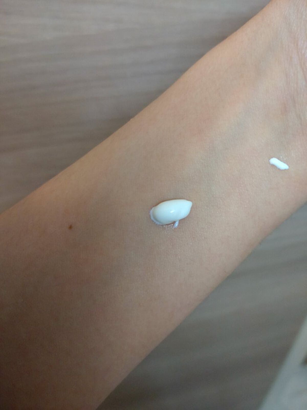 おはようるおいミルク UV HC/サボリーノ/オールインワン化粧品を使ったクチコミ(2枚目)