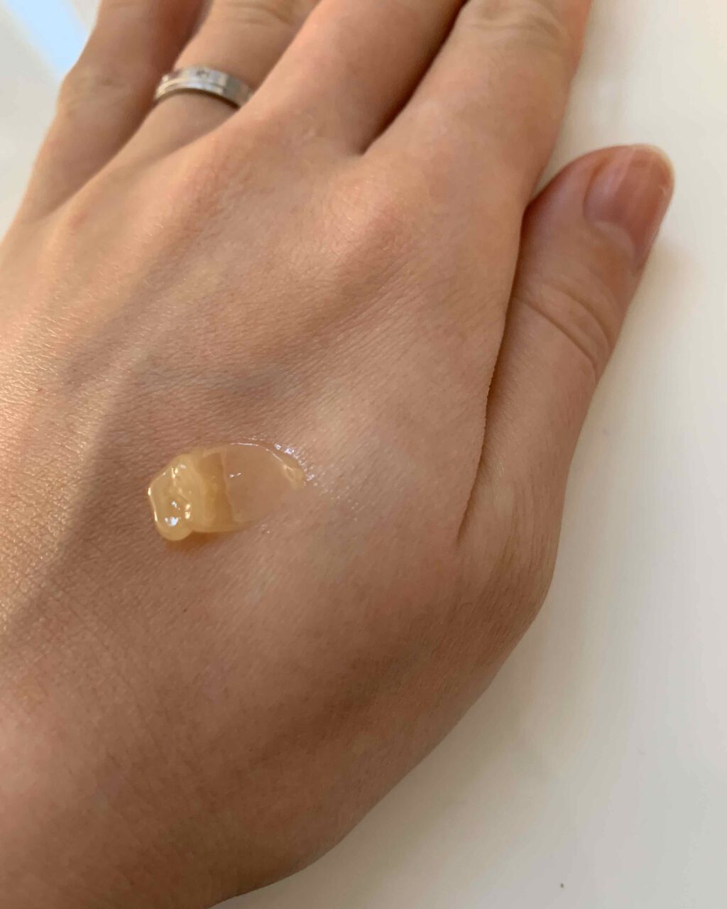 ハニーフルリップ HM/カントリー&ストリーム/リップ美容液を使ったクチコミ（2枚目）