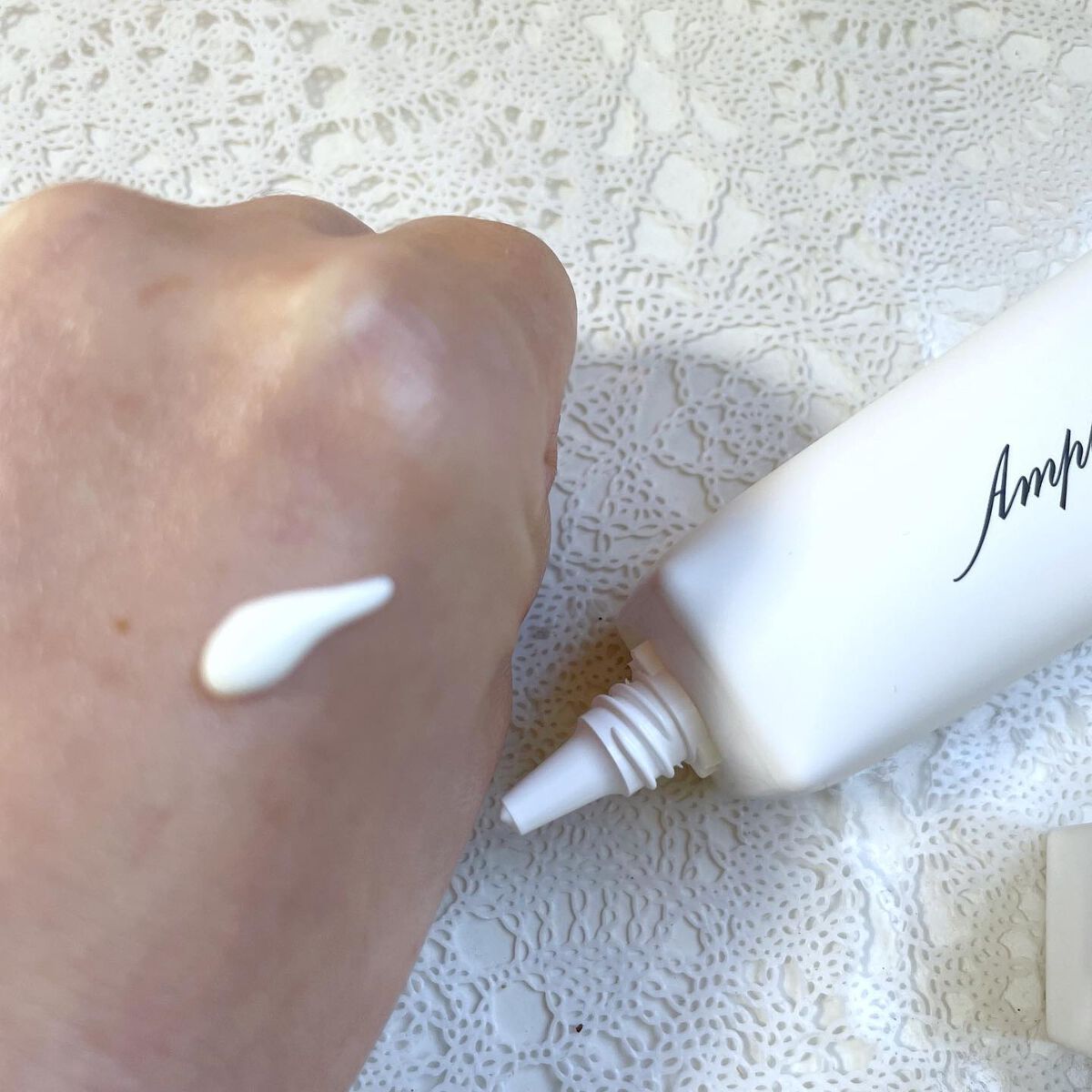 ゆき on LIPS 「秋冬用にオススメの日焼け止めとしてあやんぬさんがインスタのスト..」(2枚目)