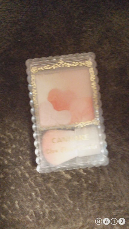 グロウフルールチークス/キャンメイク/パウダーチークを使ったクチコミ(1枚目)