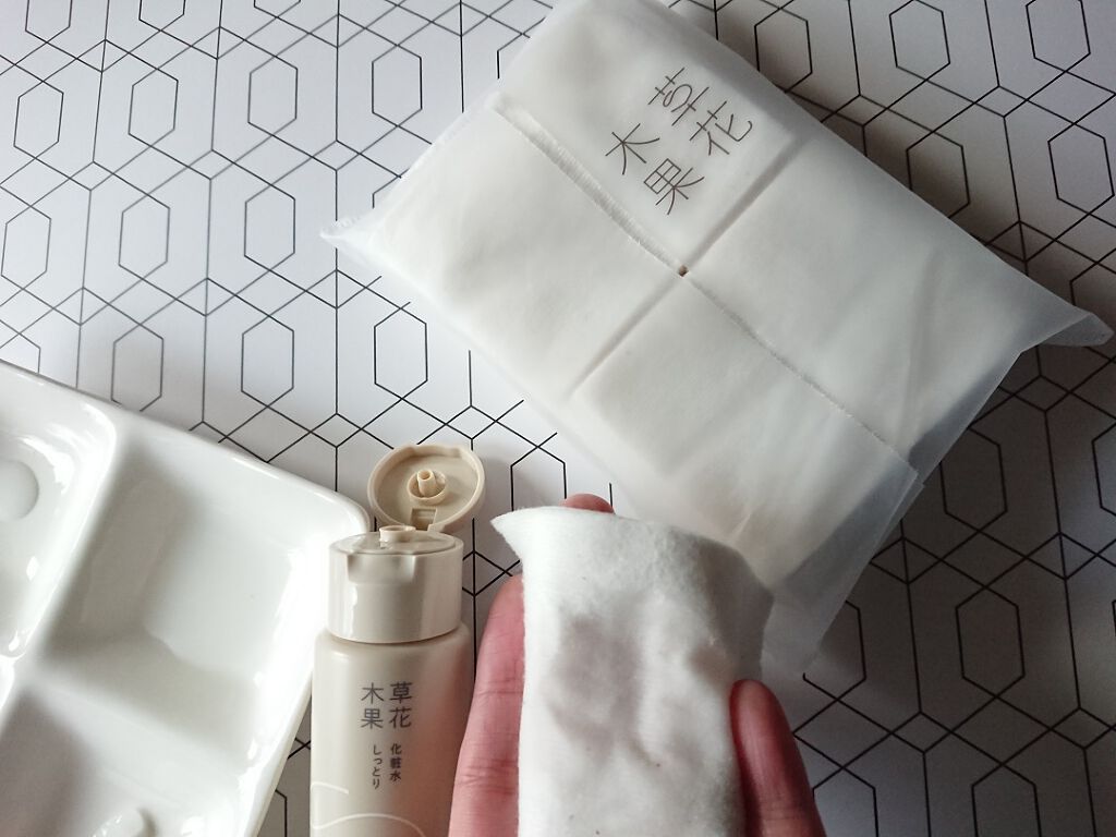 草花木果 アクネ保湿液 しっとり(医薬部外品)/草花木果/美容液を使ったクチコミ(4枚目)