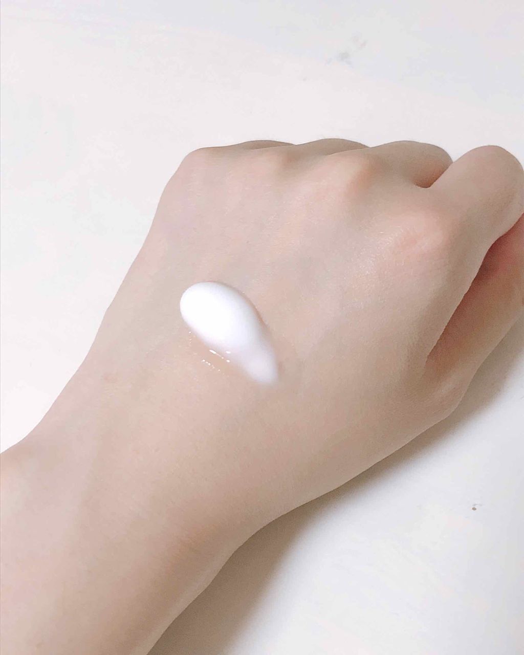 角層まで浸透する うるおいミルク 無香料/ビオレu/ボディミルクを使ったクチコミ(2枚目)