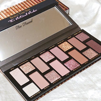ボーン ディス ウェイ ザ ナチュラル ヌード アイシャドウ パレット/Too Faced/アイシャドウパレットを使ったクチコミ(2枚目)