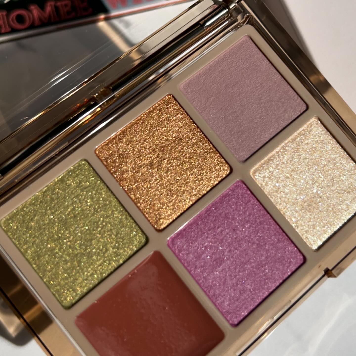 フーミー 時計回りパレット/WHOMEE/アイシャドウパレットを使ったクチコミ（2枚目）