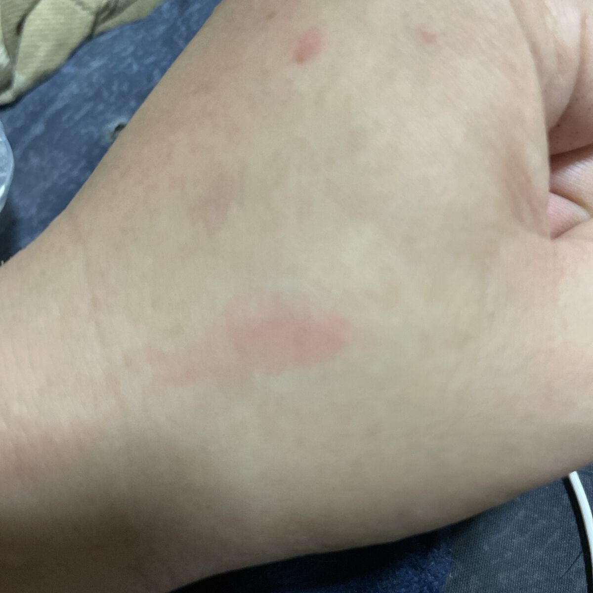 ジューシーラスティングティント/rom&nd/リップティントを使ったクチコミ（3枚目）