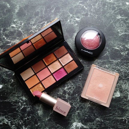 アフターグロー アイシャドーパレット/NARS/アイシャドウパレットを使ったクチコミ(3枚目)