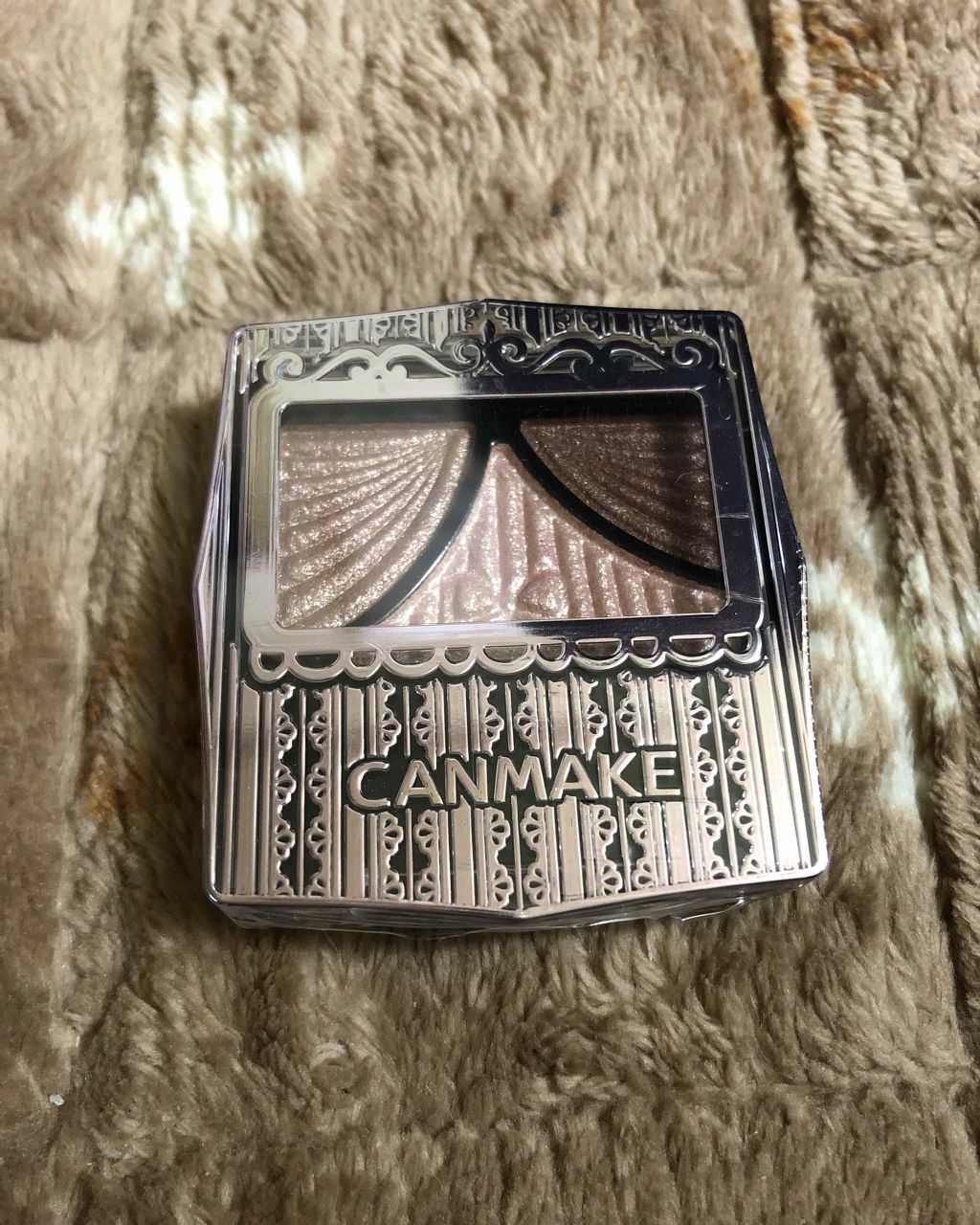 ジューシーピュアアイズ/キャンメイク/アイシャドウパレットを使ったクチコミ(1枚目)