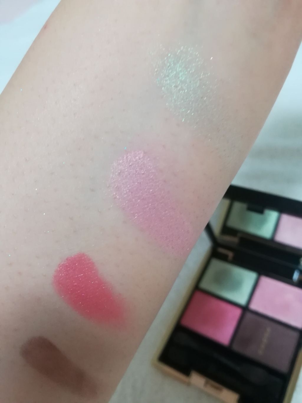 デザイニング カラー アイズ/SUQQU/アイシャドウパレットを使ったクチコミ(2枚目)