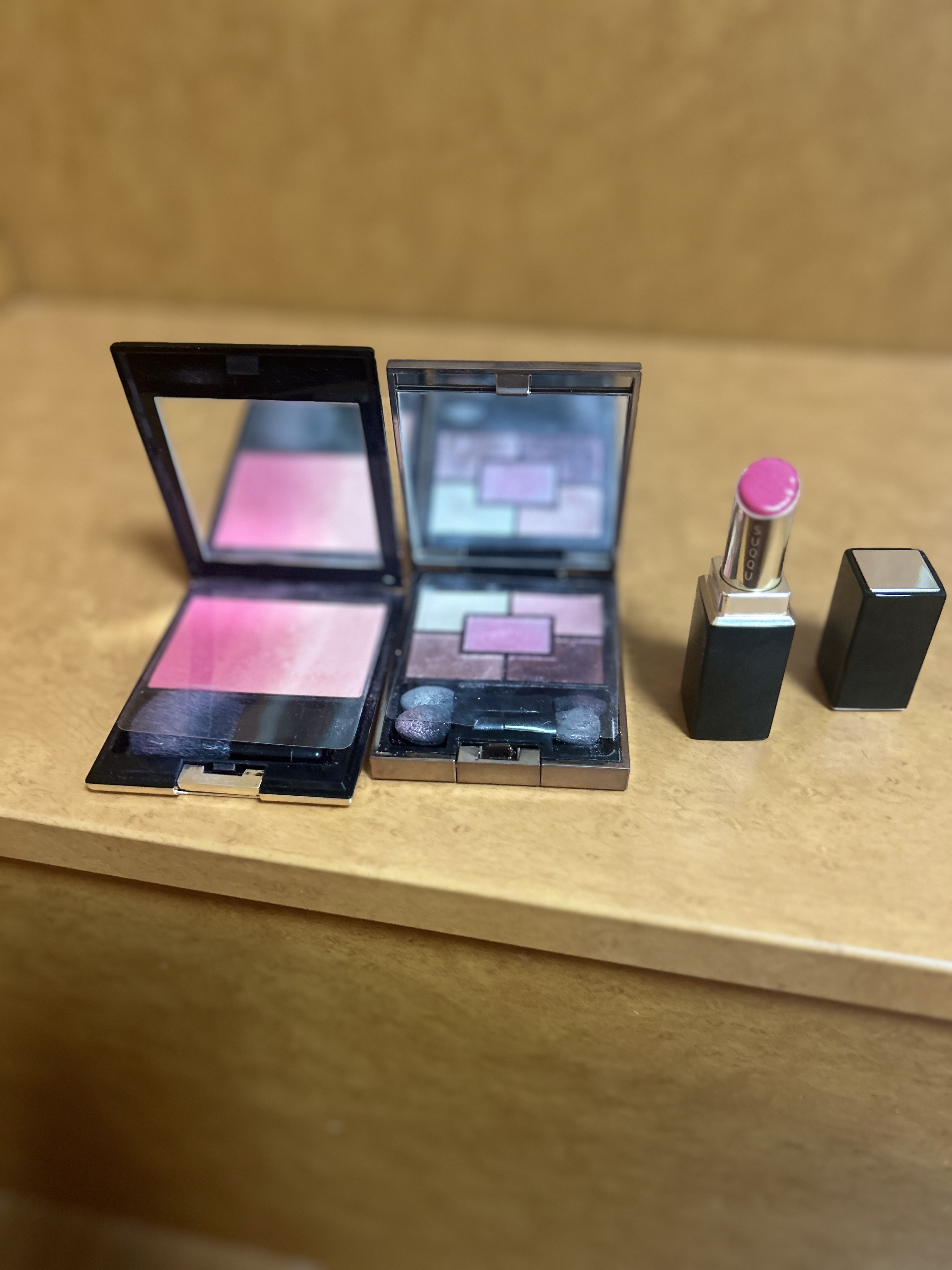 モイスチャー リッチ リップスティック 06 鮮絢華 -SENKENKA/SUQQU/口紅を使ったクチコミ（1枚目）