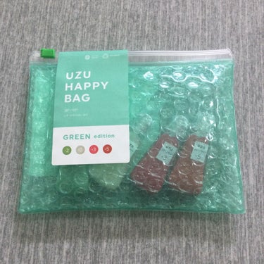 UZU HAPPY BAG GREEN edition/UZU BY FLOWFUSHI/メイクアップキットを使ったクチコミ（1枚目）