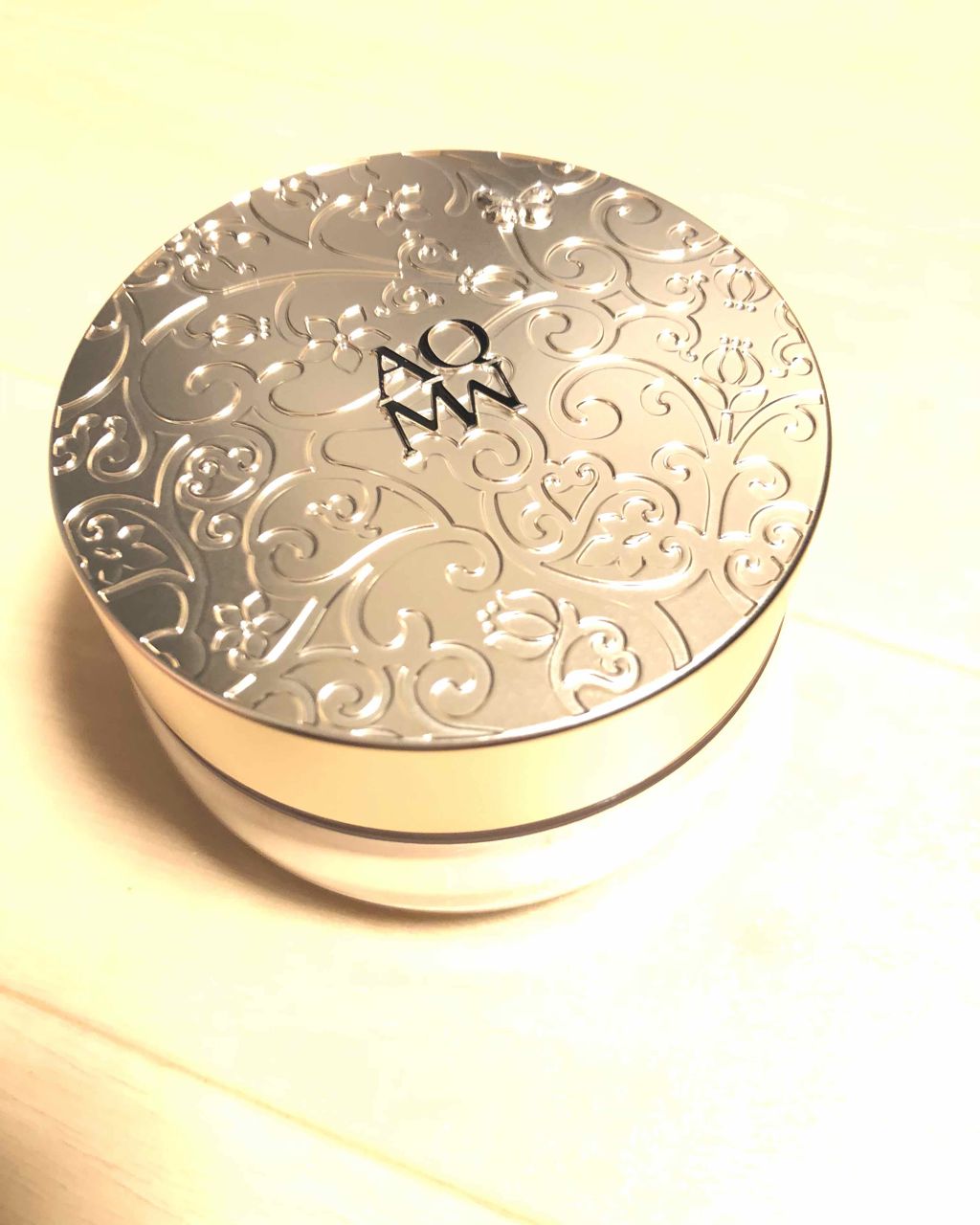 AQ MW フェイスパウダー/DECORTÉ/ルースパウダーを使ったクチコミ（1枚目）