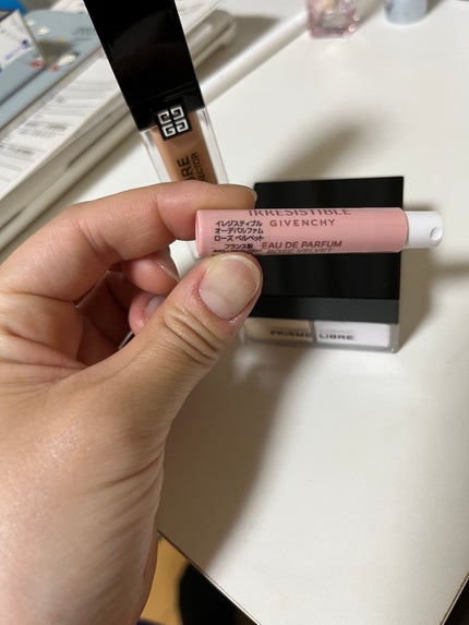 プリズム・リーブル・スキンケアリング・コレクター/GIVENCHY/化粧下地を使ったクチコミ(3枚目)