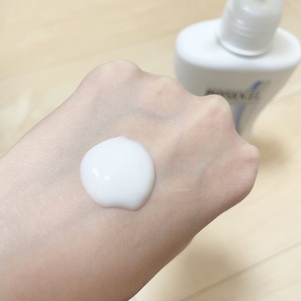 まり on LIPS 「ドイツの皮膚科学研究から生まれたスキンケア家族みんなで使える低..」(2枚目)