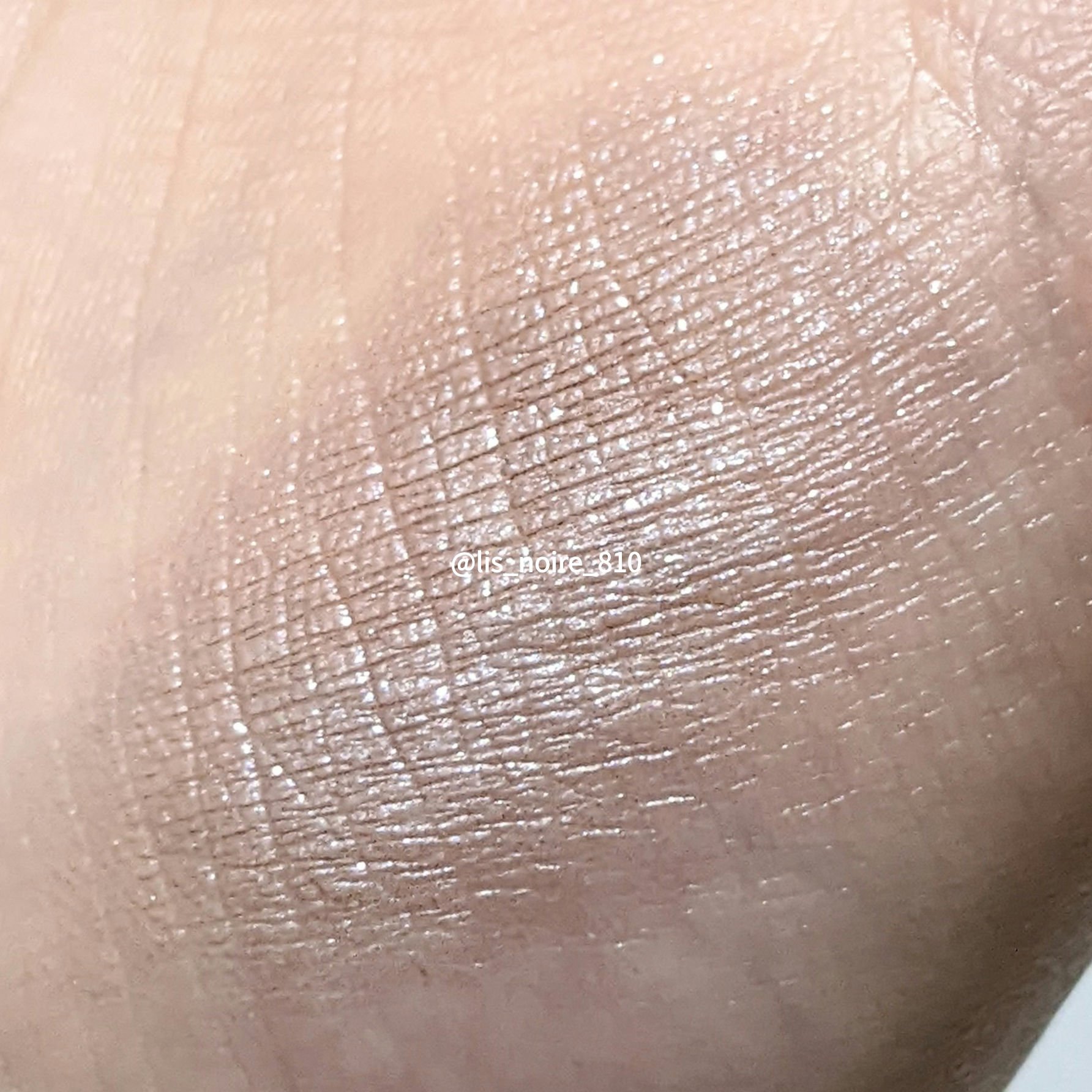 ヴィセ アヴァン シングルアイカラー/Visée/単色アイシャドウを使ったクチコミ（2枚目）