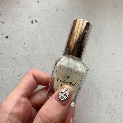 カラフルネイルズ/キャンメイク/マニキュアを使ったクチコミ(3枚目)