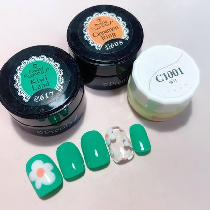 なかやまちえこ on LIPS 「Green🌼⠀⠀365日ネイル88日め⠀このグリーン可愛いです..」(2枚目)