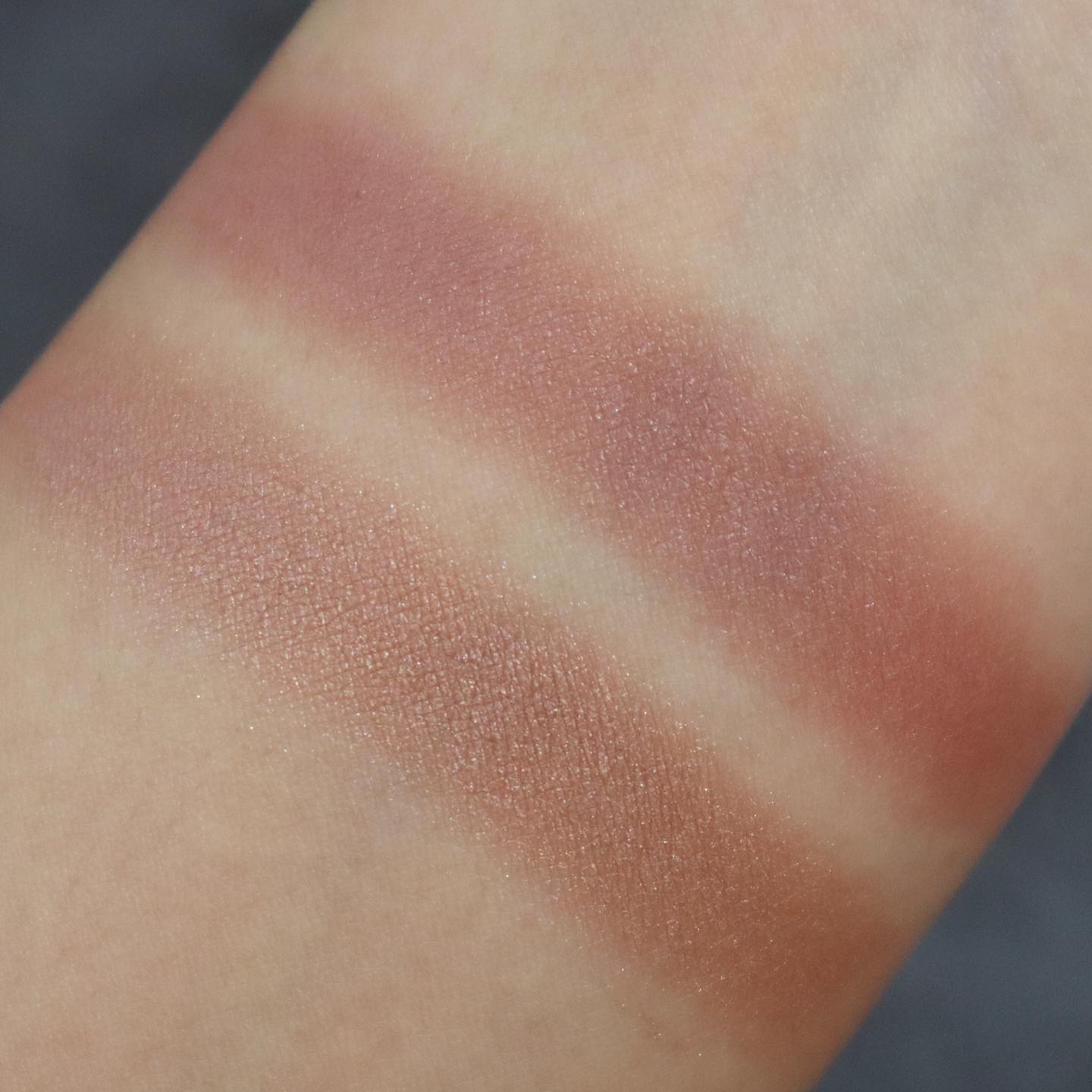 ツイン カラー アイシャドウ/ちふれ/アイシャドウパレットを使ったクチコミ（3枚目）