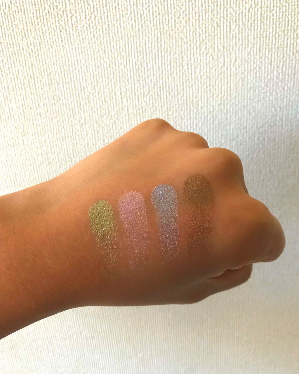 シャドーカスタマイズ/MAJOLICA MAJORCA/単色アイシャドウを使ったクチコミ（3枚目）