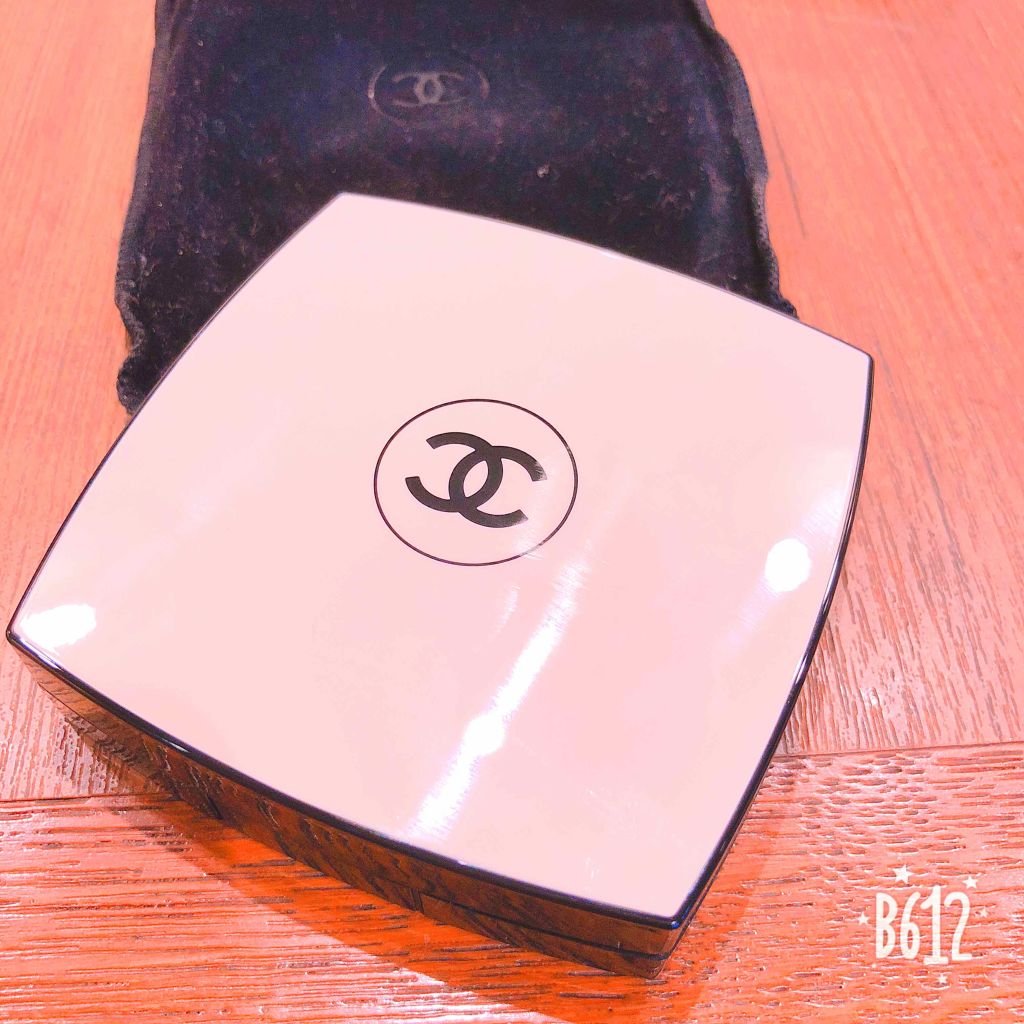 レ ベージュ アーモニー プードゥル ルミエール/CHANEL/プレストパウダーを使ったクチコミ(1枚目)