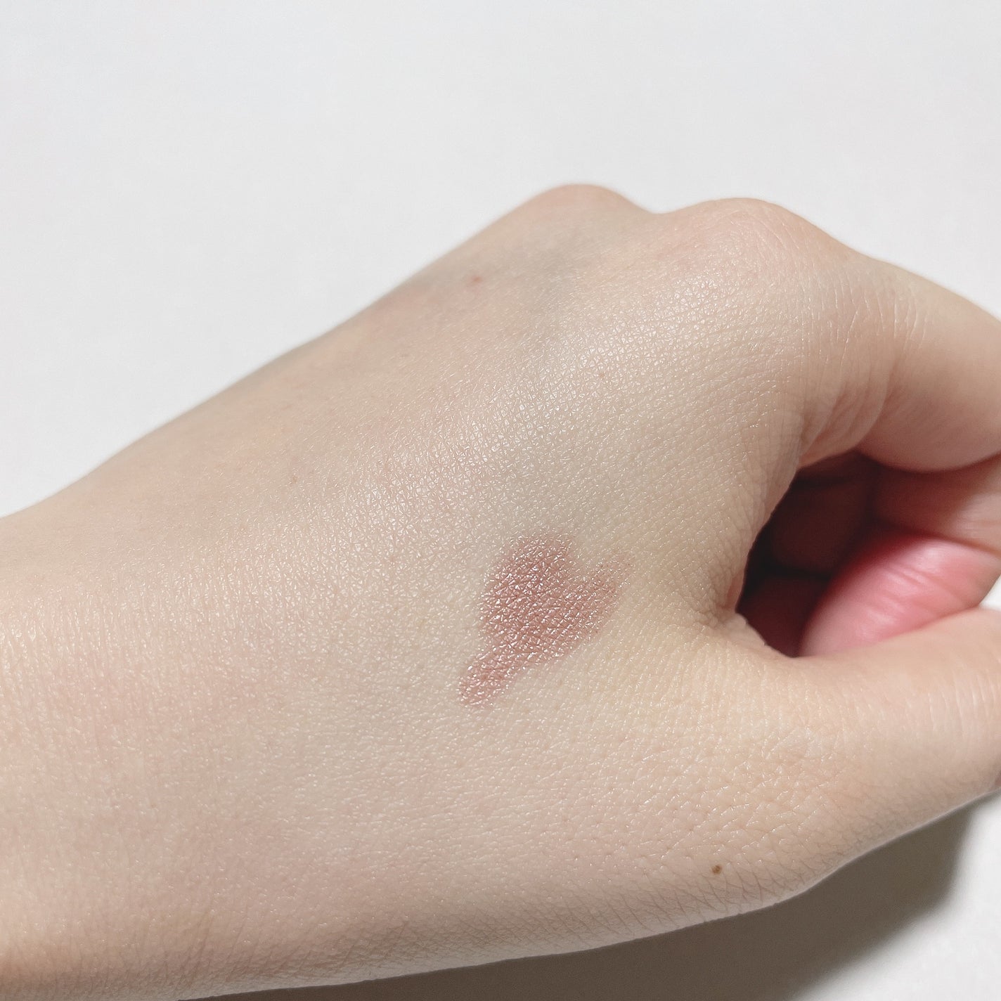 グリームオンフィットシャドウ/excel/スティックアイシャドウを使ったクチコミ(3枚目)