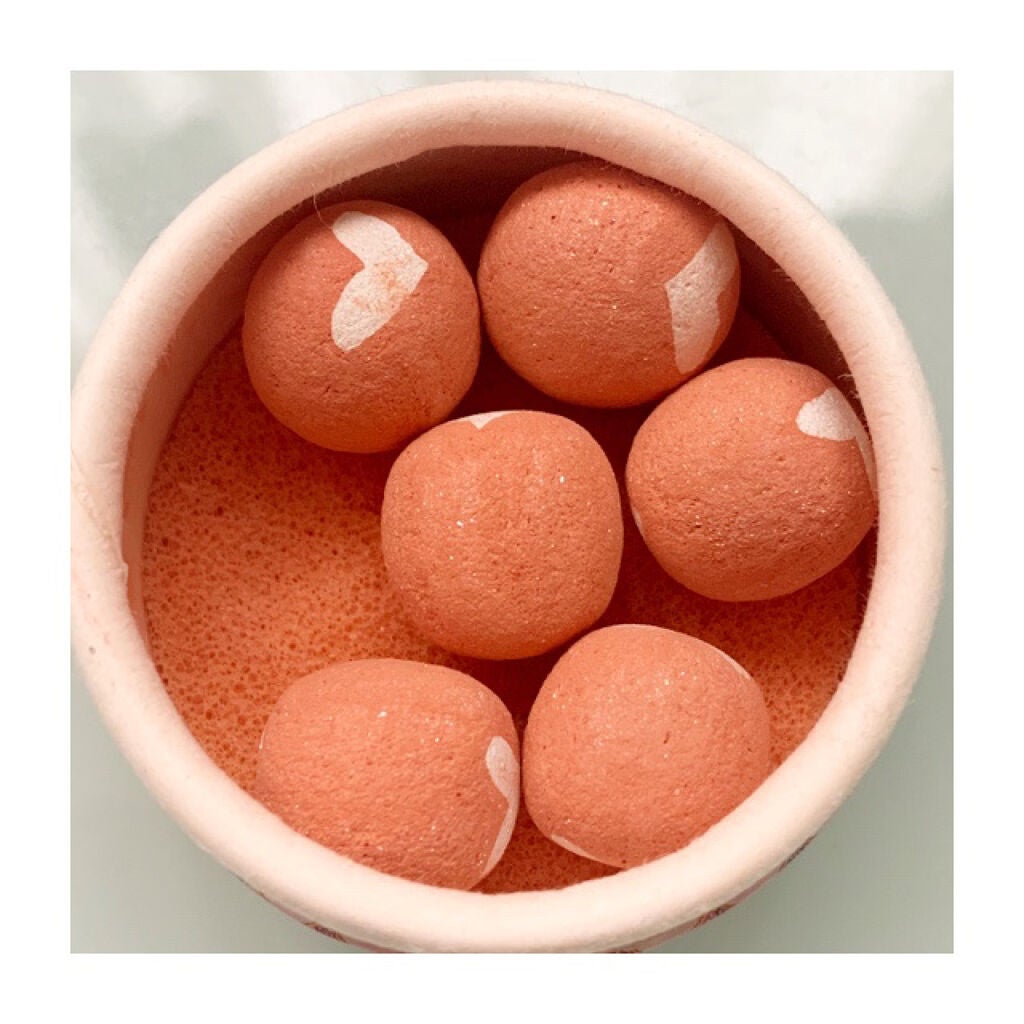 ハートボールチーク/ECONECO/パウダーチークを使ったクチコミ(3枚目)