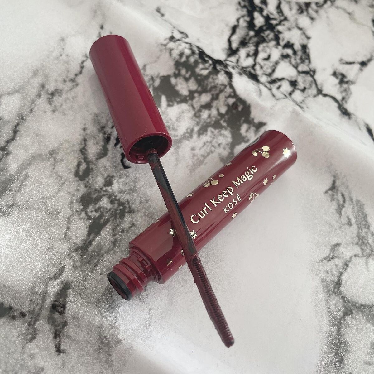 カールキープマジック ダークチェリー（限定色）/コーセーコスメニエンス/マスカラを使ったクチコミ（3枚目）