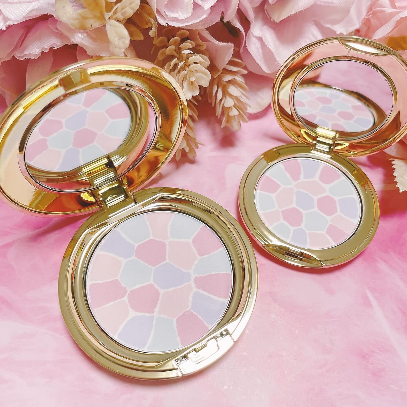 ラ プードル オートニュアンス/Elégance/プレストパウダーを使ったクチコミ(2枚目)