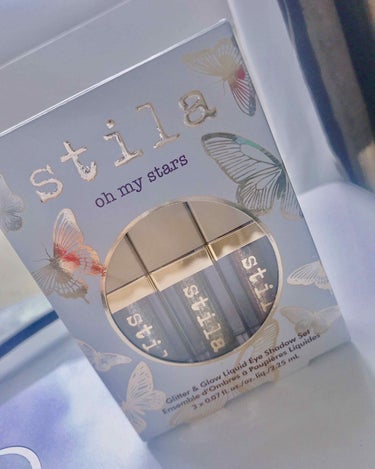 #stila から発売されている
Glitter&Glow Liquid Eye Shadow Set

ハーフサイズの3本セット
人気のkitten karmaと
gold goddess, diam