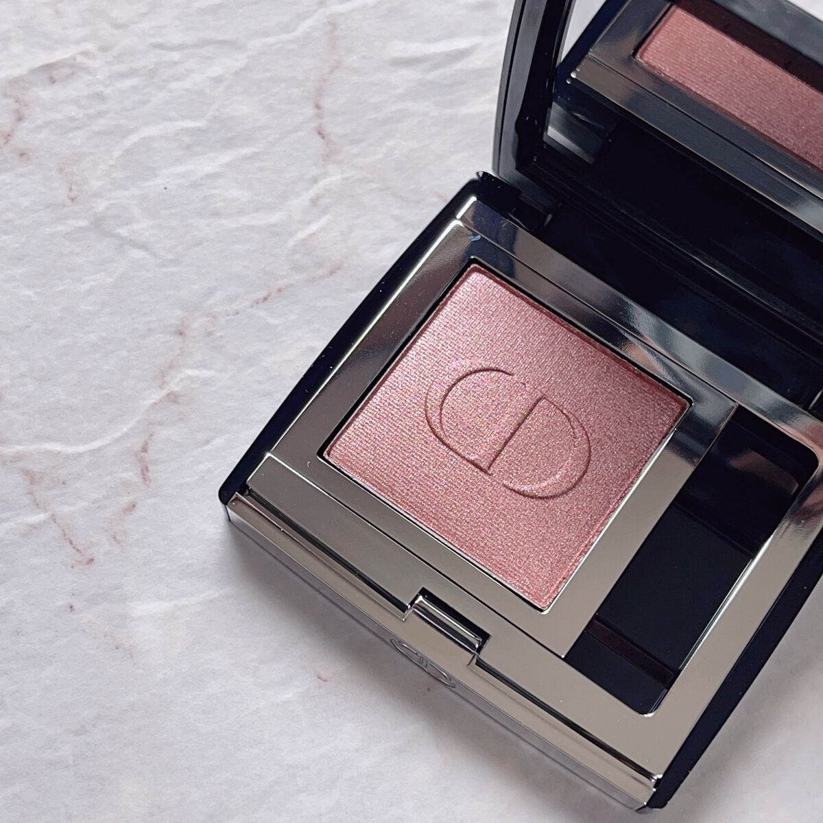 モノ クルール クチュール/Dior/単色アイシャドウを使ったクチコミ(4枚目)