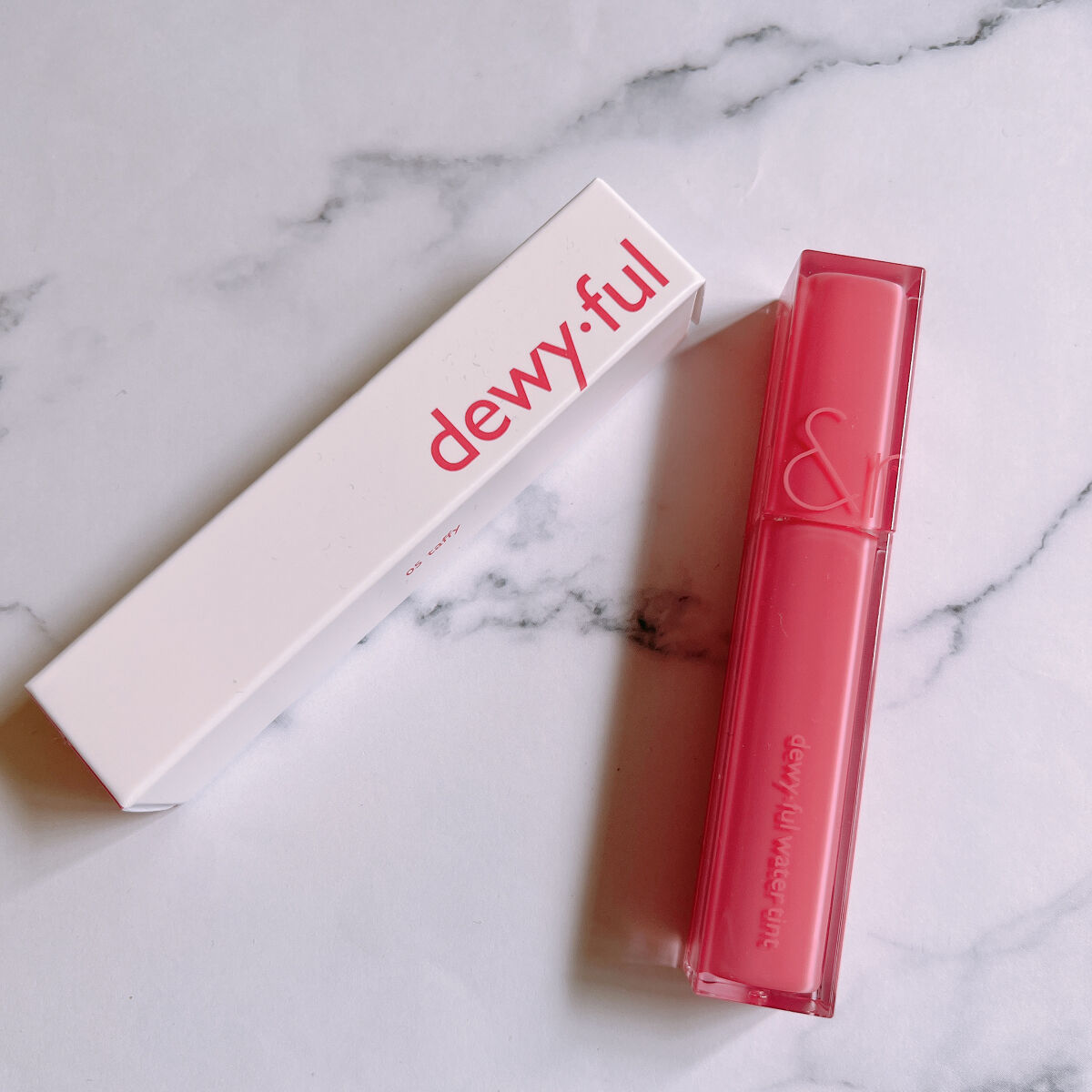 デュイフルウォーターティント 05 タフィー/rom&nd/リップティントを使ったクチコミ（1枚目）